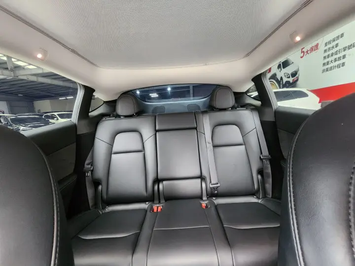 Imgv3car 12