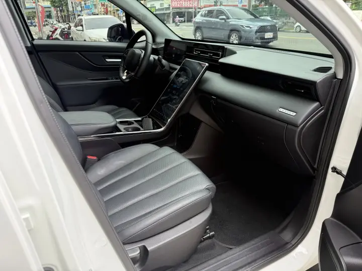 Imgv3car 8