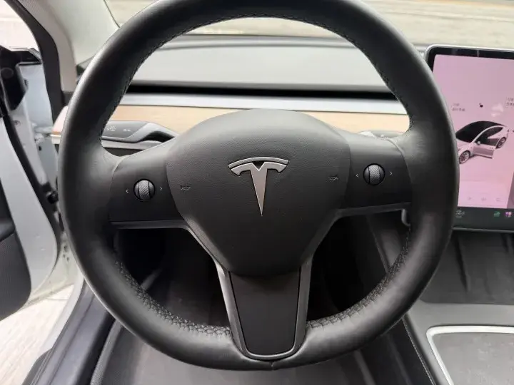 Imgv3car 18