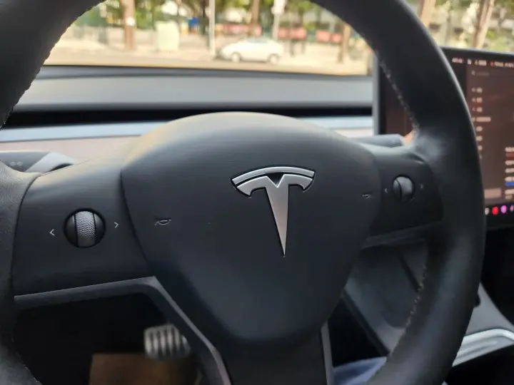 Imgv3car 17