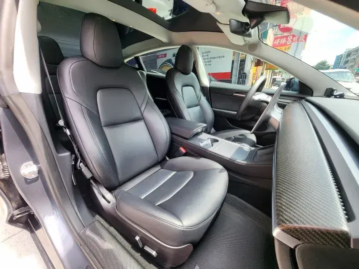 Imgv3car 14