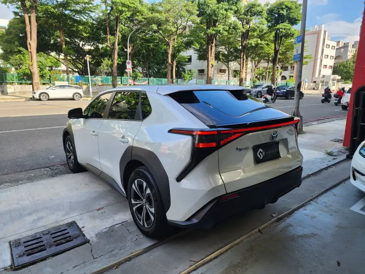 Imgv3car 2