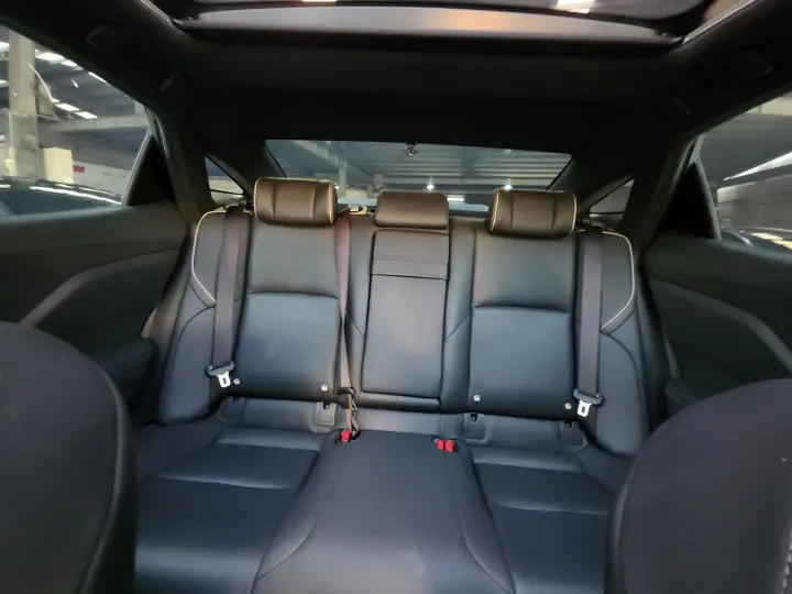 Imgv3car 16