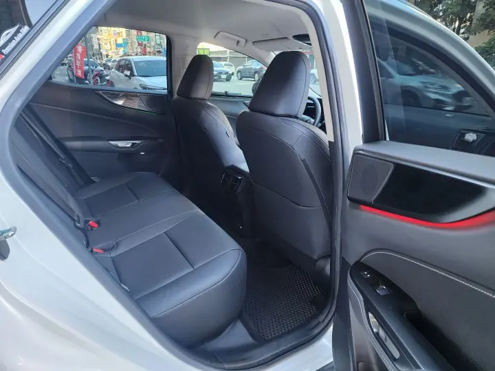 Imgv3car 11