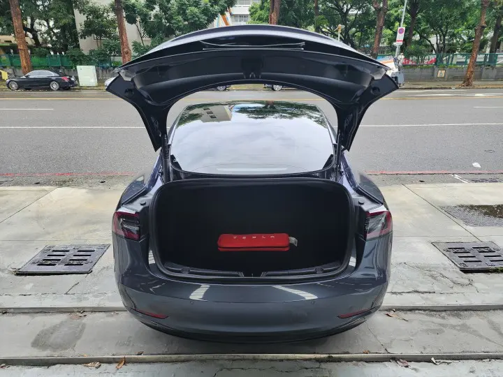 Imgv3car 4