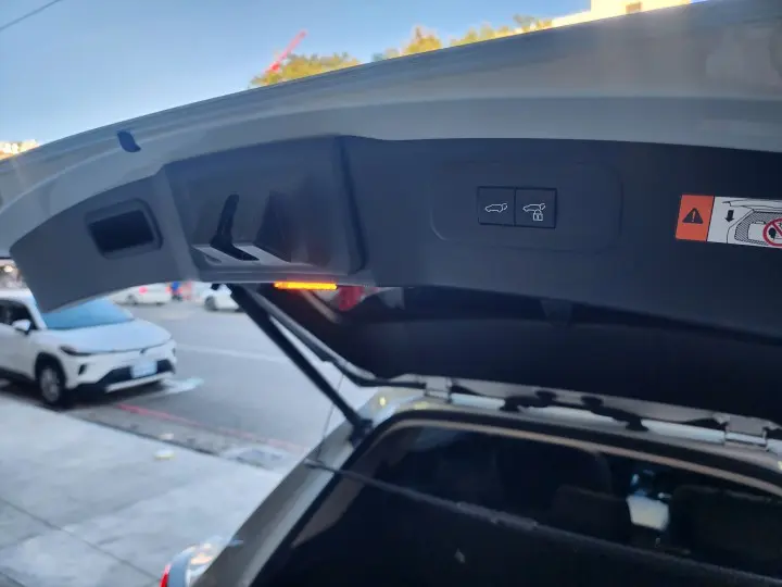 Imgv3car 6