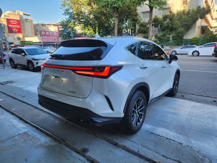 Imgv3car 4