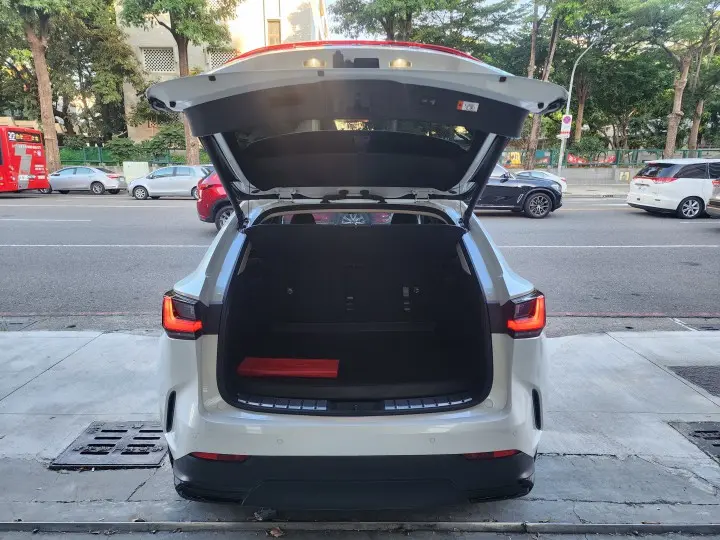 Imgv3car 5